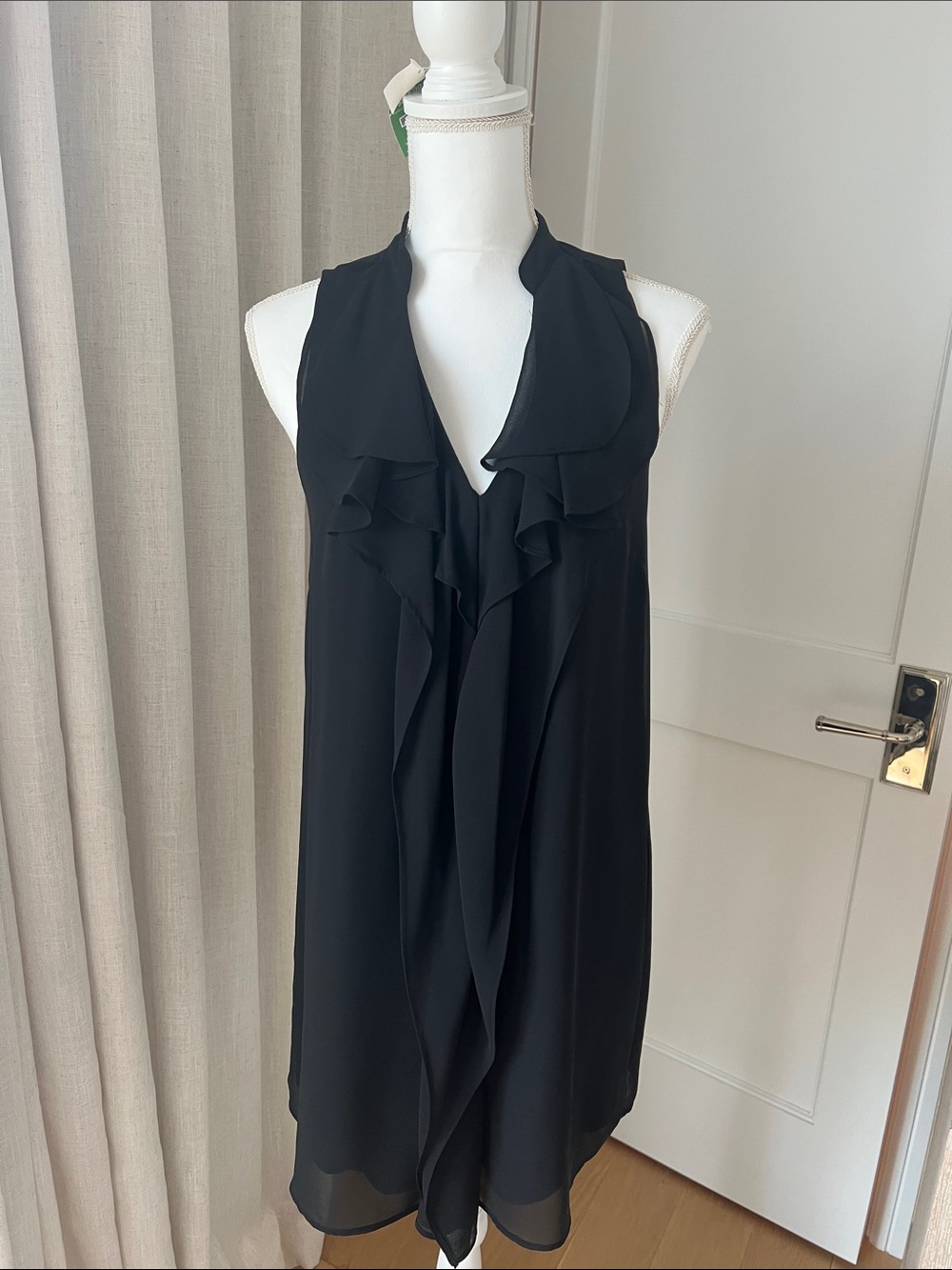 BCBG Maxazria Black Shift Lined Chiffon Dress with Back Pleat